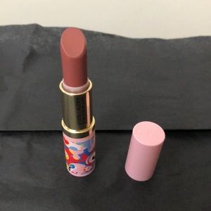 2 / $25 Estée Lauder Lipstick 440 Irresistible